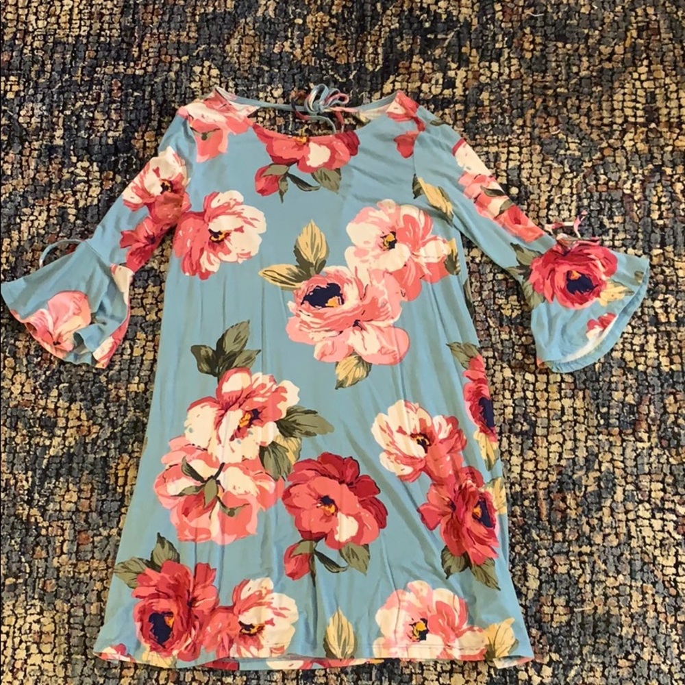 From favorite online boutique shopimpressions.com